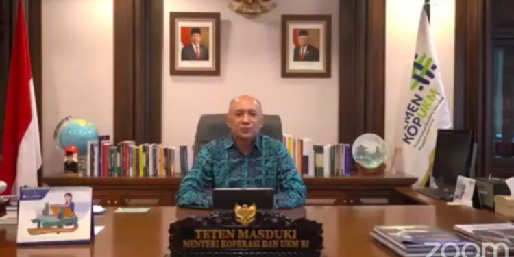Tangkapan layar Menteri Koperasi dan UKM Teten Masduki dalam Rapat Kerja Nasional (Rakernas) Ikatan Sarjana Kelautan Indonesia (ISKINDO) yang dipantau secara daring, Jakarta, Kamis (24/2/2022). (MASAPNEWS/ANT)