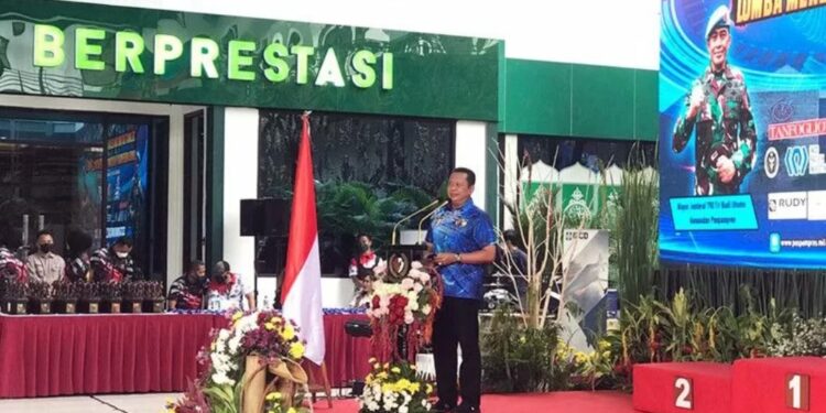 Ketua MPR Bambang Soesatyo menyampaikan sambutan dalam upacara pembukaan Piala Danpaspampres 2022 di Lapangan Tembak Senayan, Jakarta, Minggu (13/3/2022). (MASAPNEWS/ANT)