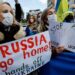 Ilustrasi: Para demonstran mengecam invasi Rusia ke Ukraina (MASAPNEWS/ANT/REUTERS