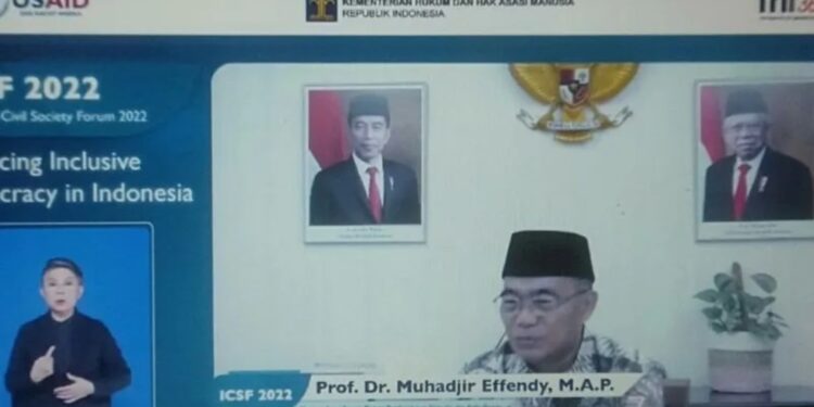 Menteri Koordinator Bidang Pembangunan Manusia dan Kebudayaan (Menko PMK) Muhadjir Effendy dalam Indonesian Civil Society Forum 2022 (ICSF 2022) yang diselenggarakan secara virtual, Rabu. (30/3/2022). (MASAPNEWS/ANT)