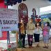 Bupati Gumas Jaya S Monong (kiri kedua) bersama Ketua MPH Sinode GKE Rony Karlos (kiri) menarik tirai tanda diresmikannya gedung Gereja Sakatik Jemaat GKE Resort Kuala Kurun, di Kurun seberang Kecamatan Kurun, Minggu (27/2/2022). (Foto : Diskominfosantik Gumas)