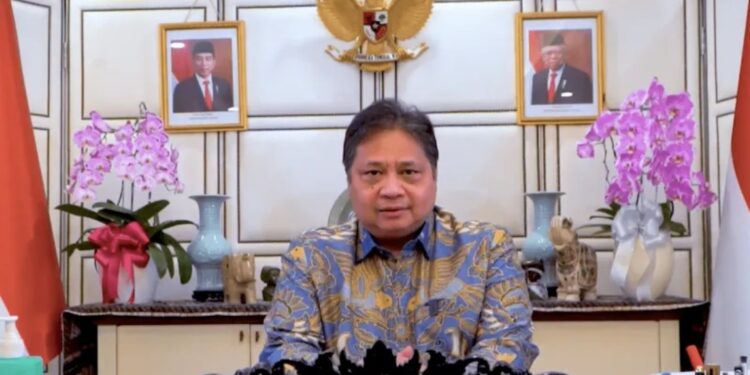Menteri Koordinator Bidang Perekonomian Airlangga Hartarto dalam Webinar Indonesia Data and Economic (IDE) Katadata 2022, Kamis (6/4/2022). (MASAPNEWS/ANT/HO-Kemenko Perekonomian)