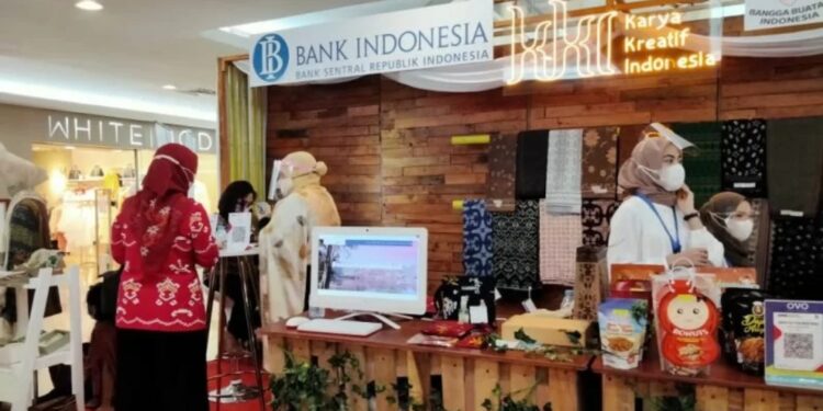 Pelaku UMKM di Sulut mulai memanfaatkan layanan digitalisasi, Jumat. (MASAPNEWS/ANT)