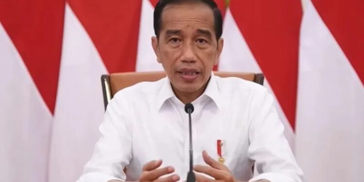 Tangkapan layar - Presiden Joko Widodo menyampaikan kebijakan larangan ekspor minyak goreng dan bahan bakunya mulai 28 April nanti melalui keterangan pers pada Jumat (22/4/2022). (MASAPNEWS/ANT)