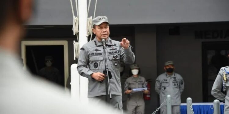 Kepala Bakamla Laksdya TNI Aan Kurnia saat memimpin Apel Khusus menjelang libur lebaran 1443 Hijriah, di Mabes Bakamla, Jakarta, Selasa (26/4/2022). (MASAPNEWS/ANT/HO-Humas Bakamla)