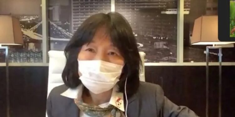 Tangkapan layar - Juru Bicara Kementerian Luar Negeri Jepang Ono Hikariko, Jumat (29/4/2022), berbicara dalam konferensi pers terkait beberapa hal yang disampaikan oleh PM Jepang dalam kunjungannya ke Indonesia, di Istana Bogor, Jumat (29/4/2022). (MASAPNEWS/ANT)