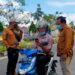 Kasatresnarkoba Polres Gumas Iptu Budi Utomo bersama anggota saat berada di jalan Brigjen Katamso untuk melaksanakan percepatan vaksinasi, Kamis (21/4/2022). (IST)
