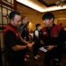 Chef de Mission Kontingen Indonesia untuk SEA Games Ferry J Kono (kiri) dan pelatih timnas sepak bola Indonesia Shin Tae-yong dalam pelepasan kloter pertama SEA Games di Jakarta, Selasa (3/5/2022). (ANT/IST)