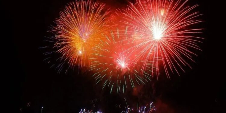 Ilustrasi - Kembang api. (MASAPNEWS/ANT/Pixabay.com)