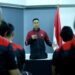 Ketua Umum PB PRSI Anindya Novyan Bakrie memberikan motivasi kepada perenang yang akan berlaga pada SEA Games Hanoi, Vietnam sekaligus melepas skuad Merah Putih di Aryaduta, Jakarta, Rabu (11/5/2022). (MASAPNEWS/ANT/HO-PB PRSI)