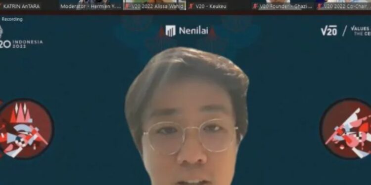 Perwakilan Values 20 (V20) 2022 yang juga CEO BRI Ventures Nicko Widjaja berbicara dalam V20 Carnival Press Conference secara virtual, Kamis (12/5/2022). (MASAPNEWS/ANT)