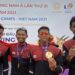 Atlet rowing Indonesia Memo/Edwin Ginanjar/Sulpianto/Rifqi Harits Taufiqurrahman berfoto bersama setelah meraih emas pada nomor Men’s Quadruple Sculls di Hai Phong Rowing and Canoeing Training Center, Hai Phong, Vietnam, Sabtu (14/5/2022). (MASAPNEWS/ANT)