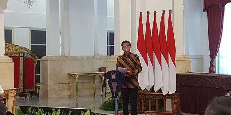 Presiden Joko Widodo memberikan sambutan Pembukaan Rapat Koordinasi Nasional Pengawasan Intern Pemerintah Tahun 2022 di Istana Kepresidenan Jakarta, Selasa (14/6/2022) (MASAPNEWS/ANT)