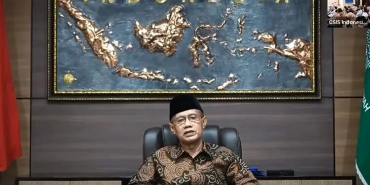 Tangkapan layar - Ketua Umum Pimpinan Pusat Muhammadiyah Haedar Nashir saat memberikan pidato kunci dalam diskusi bertajuk “Pancasila dan Demokrasi di Indonesia: Menyelami Pemikiran Prof. Ahmad Syafii Maarif", sebagaimana dipantau dalam kanal YouTube CSIS Indonesia, di Jakarta, Rabu (29/6/2022). (MASAPNEWS/ANT)