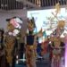 Menteri Pariwisata dan Ekonomi Kreatif RI Sandiaga Salahuddin Uno dengan Wali Kota Surakarta saat mengisi Workshop Pengembangan Kabupaten/Kota (KaTa) Kreatif di Ndalem Purwohamijayan Solo, Jawa Tengah, Sabtu (2/7/2022). (MASAPNEWS/ANT)