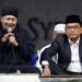 Kepala Staf Kepresidenan RI Moeldoko (kanan) bersama KH Junaedi Al-Baghdadi saat mengikuti Dzikir Akbar Manaqib Syekh Abdul Qodid Al-Jaelani di Pondok Pesantren Al-Baghdadi, Karawang, Jawa Barat, Sabtu (2/7/2022). (MASAPNEWS/ANT/HO-Kantor Staf Presiden RI)