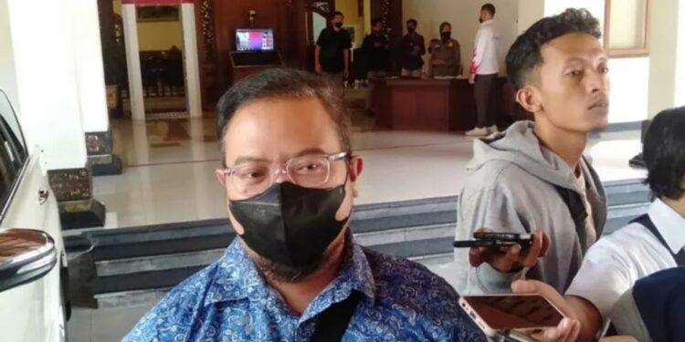 Sekretaris Jenderal INASPOC Rima Ferdianto memberikan keterangan kepada wartawan di Solo, Selasa (12/7/2022). (MASAPNEWS/ANT)
