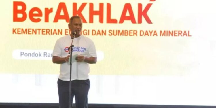 Sekretaris Jenderal Kementerian ESDM Ego Syahrial dalam acara pencanangan dan deklarasi komitmen nilai-nilai AKHLAK di Gedung Pusat Arsip Kementerian ESDM, Pondok Ranji, Tangerang Selatan, Banten, Minggu (25/7/2022). MASAPNEWS/ANT/HO-Kementerian ESDM.