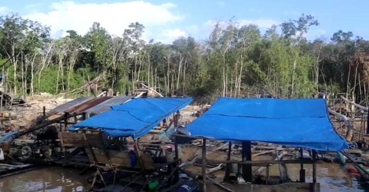 Salah satu lokasi tempat penambangan illegal mining. (Photo : Satreskrim Polres Gumas)