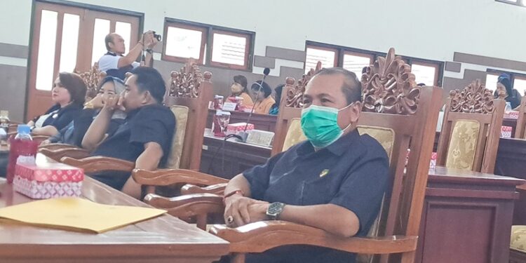 Juru bicara Fraksi Partai Golkar DPRD Kabupaten Gumas, Punding S Merang. (MASAPNEWS/GCM)