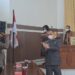 Bupati Gumas Jaya S Monong menyapa tamu undangan, saat rapat paripurna di Kuala Kurun, Rabu (30/8/2022). (MASAPNEWS/GCM)