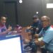 Ketua PBVSI Kabupaten Gumas Evandi bersama Ketua panitia turnamen Nopri JK Handuran dan lainnya, melakukan talk show terkait turnamen voli, di Radio Hamauh FM, Kamis (18/8/2022). (Foto : PBVSI Gumas)