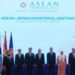 Menlu RI Retno Marsudi (kedua kanan) berpartisipasi dalam pertemuan tingkat menteri ASEAN-Jepang yang diselenggarakan di Phnom Penh, Kamboja, pada Kamis (4/8/2022). (MASAPNEWS/ANT/HO-Twitter Menlu RI)