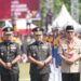 Kepala Staf Angkatan Darat (Kasad) Jenderal TNI Dudung Abdurachman (tengah) saat mengikuti upacara pembukaan Jambore Nasional (Jamnas) XI tahun 2022 di Bumi Perkemahan dan Graha Wisata (Buperta) Cibubur, Jakarta Timur, Minggu (14/8/2022). (MASAPNEWS/ANT/HO-Dispenad)