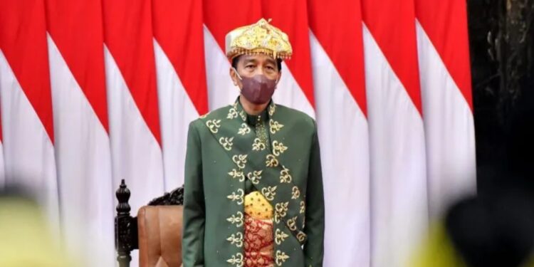 Presiden RI Joko Widodo menyampaikan pidato kenegaraan dalam rangka HUT Ke-77 Kemerdekaan RI pada Sidang Tahunan MPR Bersama DPR RI dan DPD RI Tahun 2022 di Gedung MPR/DPR/DPD RI, Jakarta, Selasa (16-8-2022). (MASAPNEWS/ANT)
