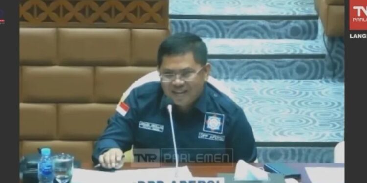 Tangkapan layar Ketua Umum DPP APERSI Junaidi Abdillah dalam Rapat Dengar Pendapat Umum bersama Komisi V DPR RI di Jakarta, Senin (22/8/2022). (MASAPNEWS/ANT/Adimas Raditya)