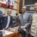 Ketua Komisi Kepolisian Nasional (Kompolnas) Mahfud MD (kedua kanan) berfoto bersama dengan Pimpinan Rapat Dengar Pendapat (RDP) Ahmad Sahroni (kiri), Wakil Ketua Komisi III DPR Desmond Junaidi Mahesa (kedua kiri) dan Anggota Komisi III Arsul Sani (kanan) saat akan mengikuti Rapat Dengar Pendapat (RDP) dengan Komisi III DPR di Kompleks Parlemen, Senayan, Jakarta, Senin (22/8/2022). RDP tersebut akan membahas mengenai kasus penembakan Brigadir J yang melibatkan mantan Kadiv Propam Polri Irjen Ferdy Sambo. (MASAPNEWS/ANT)