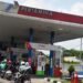 Sejumlah pengendara motor antre untuk mengisi BBM subsidi jenis Pertalite di salah satu SPBU, Kabupaten Bogor, Jawa Barat, Selasa (6/9/2022). (MASAPNEWS/ANT)
