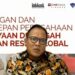 Kepala Departemen Pengawasan IKNB 2B Otoritas Jasa Keuangan (OJK) Bambang W. Budiawan webinar bertajuk Tantangan dan Masa Depan Perusahaan Pembiayaan oleh InfoBank yang dipantau di Jakarta, Kamis. (MASAPNEWS/ANT)