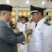 Bupati Gumas Jaya S Monong melantik kades di GPU Damang Batu Kuala Kurun, Jumat (7/10/2022). (Foto : Protokol dan Perjalanan Setda Gumas)