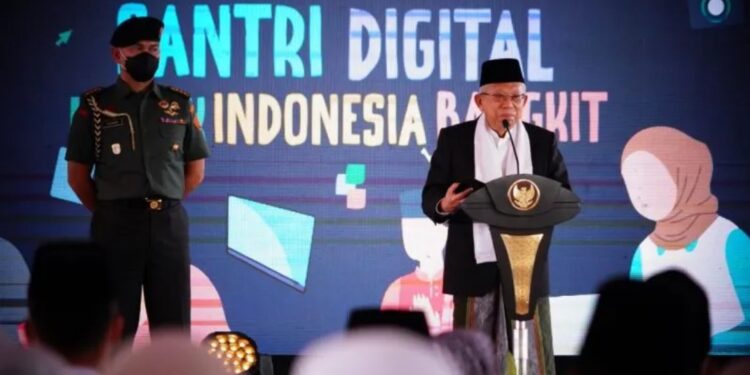 Wakil Presiden Ma'ruf Amin dalam Peringatan Hari Santri Nasional 2022 di Pesantren An-Nawawi Tanara, kabupaten Serang, Banten pada Jumat (28/10). (MASAPNEWS/ANT/BPMI Setwapres)