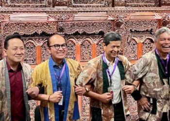Ki-ka: Triawan Munaf, Tantowi Yahya, Candra Darusman dan Kadri Mohamad di konferensi pers M20 Concert, Taman Mini Indonesia Indah, Jakarta, Selasa (1/11/2022) (MASAPNEWS/ANT)