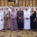 Menteri Ketenagakerjaan Ida Fauziyah berfoto bersama para peserta Silaturrahim Nasional (Silatnas) Ke-3 Bu Nyai Nusantara di Semarang, Senin (7/11/2022). (MASAPNEWS/ANT)
