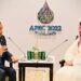 Presiden RI Joko Widodo (kiri) bertemu dengan Putra Mahkota sekaligus Perdana Menteri Arab Saudi Mohammed bin Salman di sela-sela rangkaian KTT APEC di Bangkok, Thailand, Jumat (18/11/2022). (MASAPNEW/ANT/HO-Biro Pers Sekretariat Presiden)