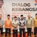 Ketua Majelis Syura PKS Habib Salim Segaf Aljufri (keempat dari kanan) hadir dalam acara "Dialog Kebangsaan Dr. Salim" bersama para tokoh lintas agama, budaya, ormas, dan profesi se-Kalimantan Barat yang diselenggarakan di Hotel Tulip Pontianak (Minggu, 20/11). (MASAPNEWS/ANT/Dokumentasi Pribadi)