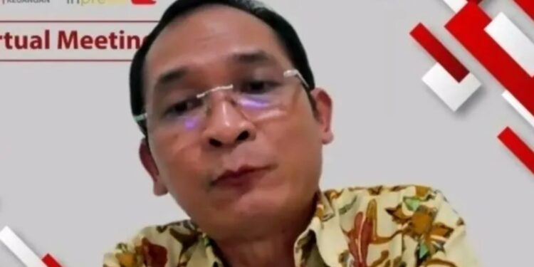 Tangkapan layar - Direktur Literasi dan Edukasi Keuangan Otoritas Jasa Keuangan (OJK) Horas V.M. Tarihoran dalam webinar, Senin (21/11/2022). (MASAPNEWS/ANT)
