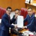 Menteri Hukum dan HAM Yasonna H Laoly (kiri) usia rapat paripurna di DPR RI yang beragendakan pengambilan keputusan atas RUU KUHP, di Jakarta, Selasa (6/12/2022). (MASAPNEWS/ANT/HO-Kanwil Kemenkumham Kalteng)
