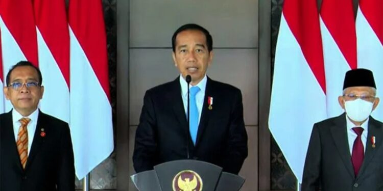 Tangkapan layar - Presiden Joko Widodo memberikan keterangan pers di Bandara Internasional Soekarno Hatta, Tangerang, Banten sebelum bertolak ke Brussel, Belgia untuk menghadiri Konferensi Tingkat Tinggi (KTT) ASEAN-Uni Eropa, Selasa (13/12/2022). (MASAPNEWS/ANT)