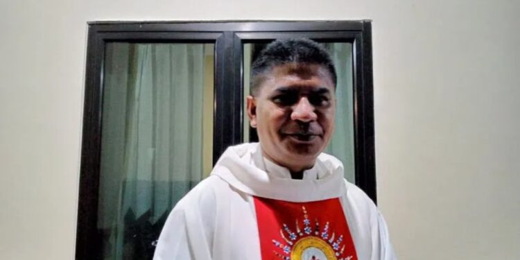 Pastor Paroki Regina Pacis Tanjung Pandan, Kabupaten Belitung, Provinsi Kepulauan Bangka Belitung, RD Fransiskus Paskalis. (MASAPNEWS/ANT)