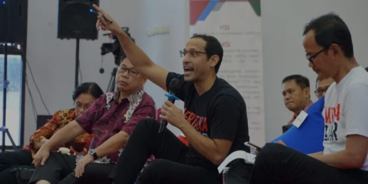 Menteri Pendidikan, Kebudayaan, Riset dan Teknologi (Mendikbudristek) Nadiem Anwar Makarim dalam kunjungannya ke Manado, Jumat (6/1/2023). (MASAPNEWS/ANT/HO- Humas Kemendikbudristek)