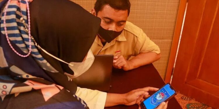 Ilustrasi - Penggunaan identitas kependudukan digital. (MASAPNEWS/ANT/HO-Humas Pemkot Yogyakartade)