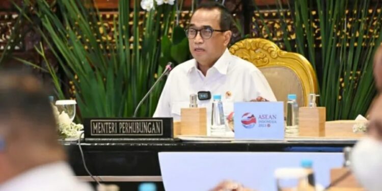 Menteri Perhubungan Budi Karya Sumadi memberikan arahan kepada koordinator satuan pelaksana Kemenhub di daerah pada Kamis (19/1/2023). (MASAPNEWS/ANT/HO-Biro Komunikasi dan Informasi Publik Kementerian Perhubungan)