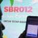 Ilustrasi - Warga melakukan transaksi investasi menggunakan aplikasi mobile banking di Tangerang Selatan, Banten. (MASAPNEWS/ANT)
