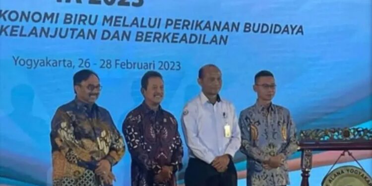 Wakil Bupati OKU Timur Adi Nugraha Purna Yudha menghadiri peresmian pabrik pakan ikan mandiri oleh Kementerian Kelautan dan Perikanan, di The Alana Yogyakarta Hotel pada Senin (27/2/2023). (MASAPNEWS/ANT)