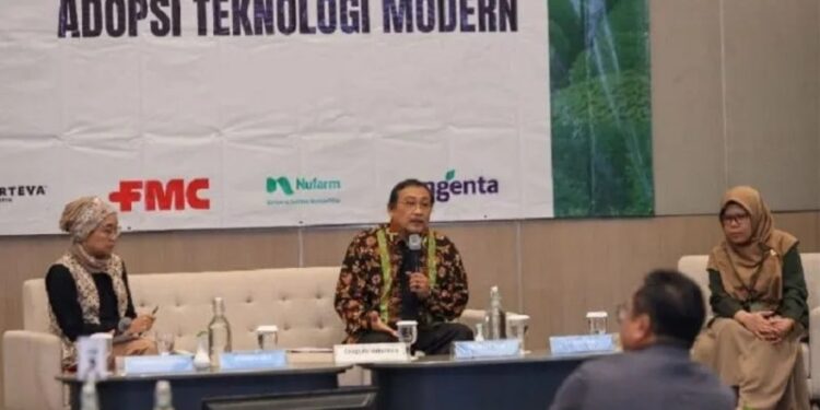 Diskusi bertema “Perjalanan Transformasi Pertanian Berkelanjutan dan Maju Melalui Adopsi Teknologi Modern” digelar Croplife Indonesia di Jakarta, Kamis (23/2/2023). (MASAPNEWS/ANT/HO-Croplife Indonesia)