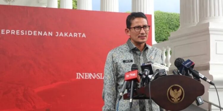 Menteri Pariwisata dan Ekonomi Kreatif (Menparekraf) Sandiaga Uno memberikan keterangan di Kompleks Istana Kepresidenan, Jakarta, Senin (27/3/2023). (MASAPNEWS/ANT)